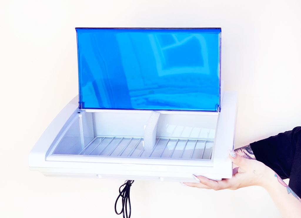 стерилизатор для маникюрных инструментов